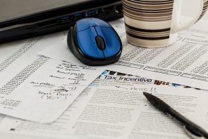 5 Top Tips for Staying on top of Your Taxes